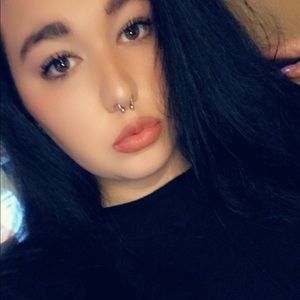 Meet your Posher, Sierra